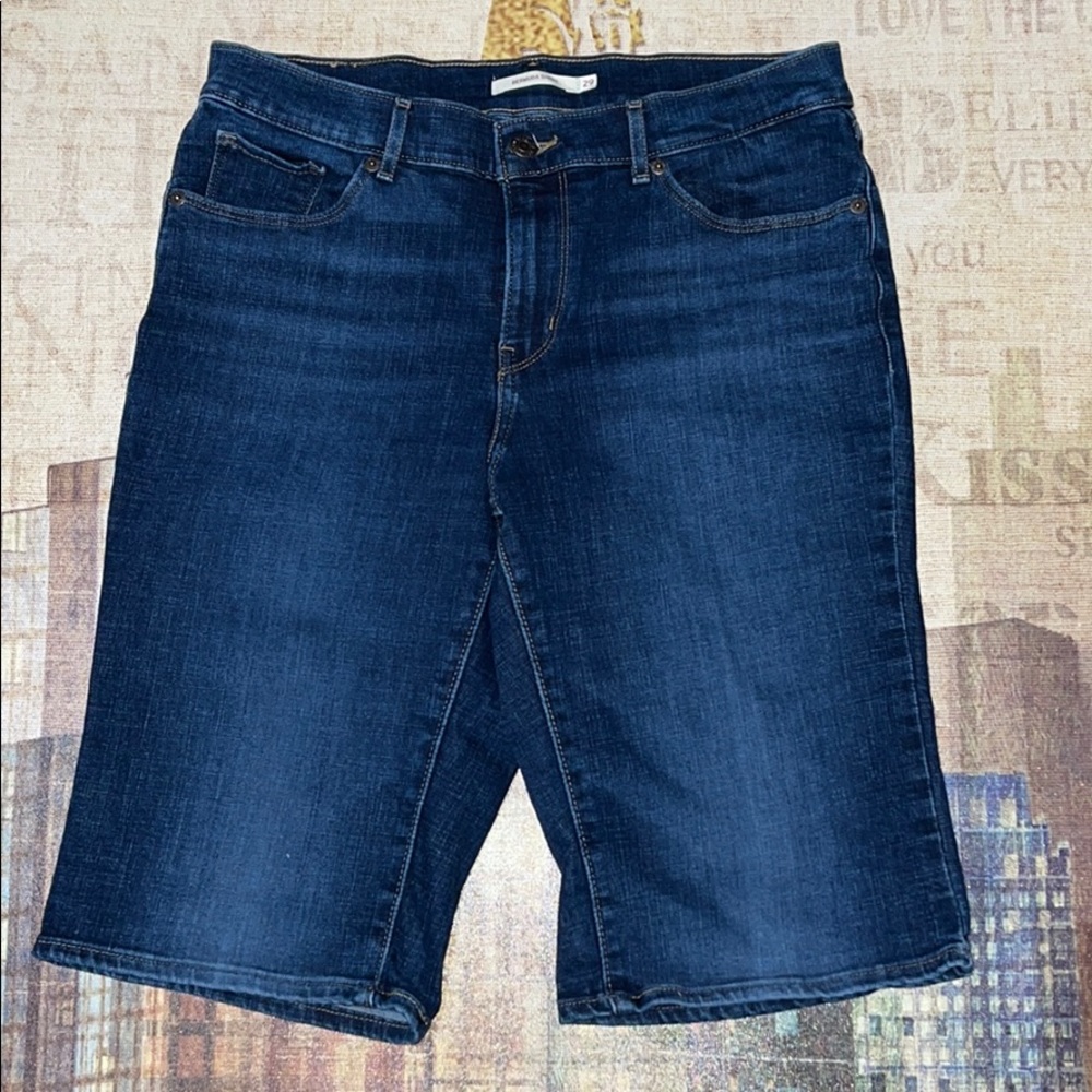 Levi’s Bermuda Shorts